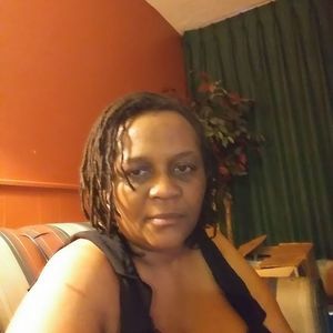 Meet your Posher, Regina